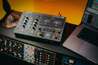 Harrison Audio Flex-10, interfaccia audio, USB, ADAT, H-DRIVE, Mixbus 12, recording, studio, MidiWare