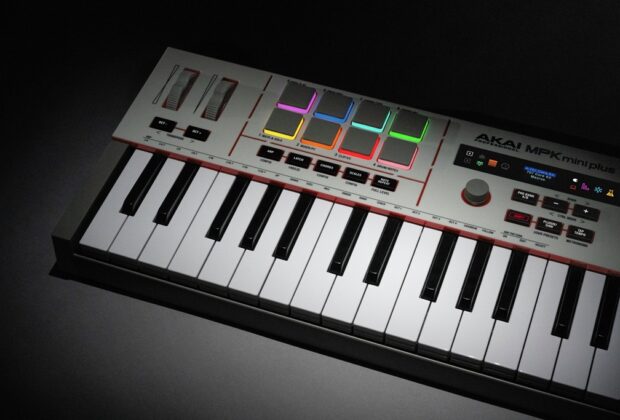 Akai Professional MPK Mini Plus II, Master keyboard MIDI, Controller MIDI, Tastiere MIDI, MPC, Produzione musicale, Ableton Live, Native Instruments, Sintetizzatori modulari, news, midiware