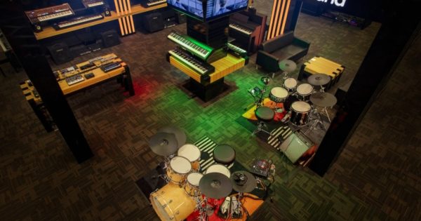 Roland, Roland Store New York, BOSS, Drum Workshop, DW, TR-808, sintetizzatori, pianoforti digitali, strumenti musicali, New York, manuele barbini, news