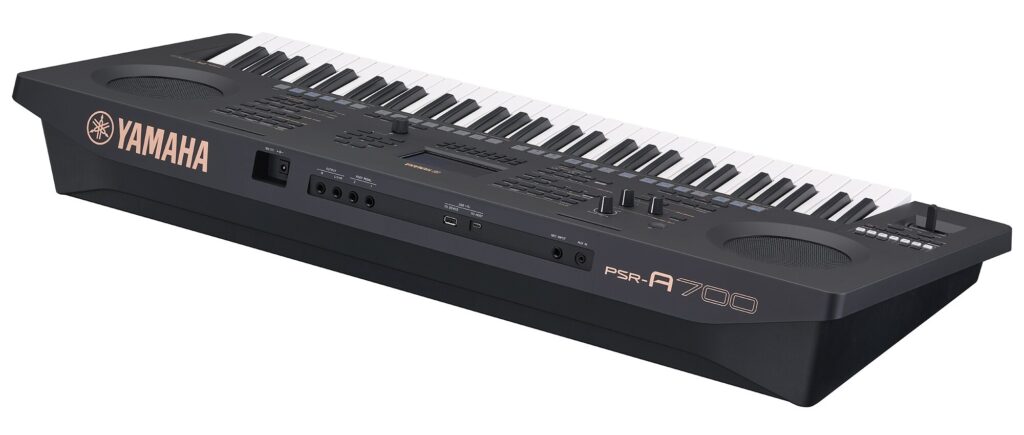 Yamaha, Yamaha PSR-A700, tastiere arranger, workstation arranger, tastiere musicali, musica mediorientale, Scale Tune, Chord Looper, psr-a700, news
